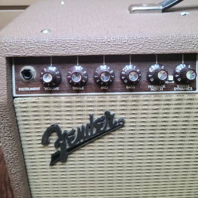 Fender Acoustasonic Junior DSP 2-Channel 2 x 40-Watt 2x8" Acoustic Guitar Amp with Onboard Effects 2004 - 2011 - Brown image 2