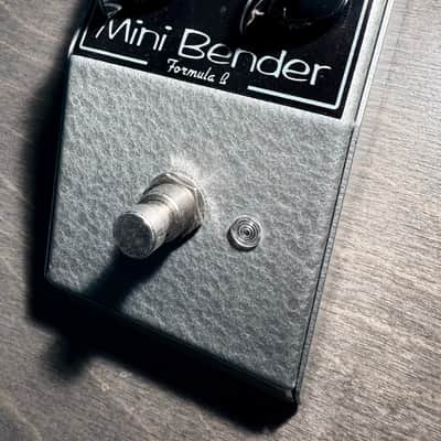 Formula b Mini Bender - Silver image 1