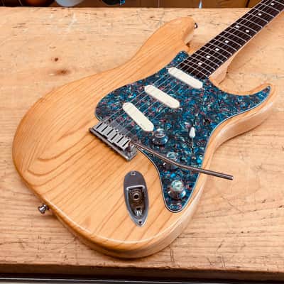 Fender USA Stratocaster Plus Deluxe Electric Guitar image 2