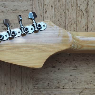 VIDEO! 1970s MIJ Pre-lawsuit "Winner" (Chushin Gakki/Cimar-style) guitar - pro setup, player ready image 14