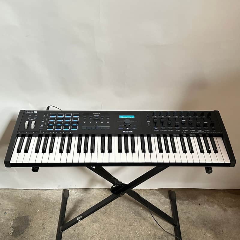 Arturia Keylab 61 MkII MIDI Controller Keyboard image 1
