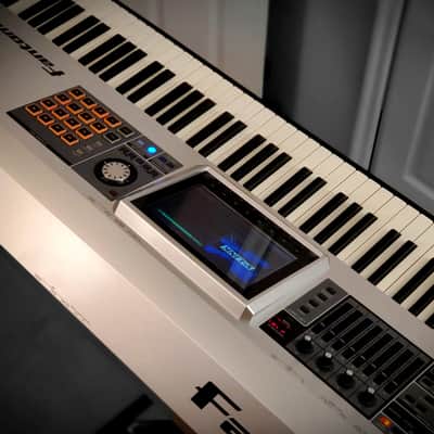 MUST SEE!!! ROLAND FANTOM G8 FULLY INSPECTED/SERVICED AND IN AMAZING CONDITION! image 20