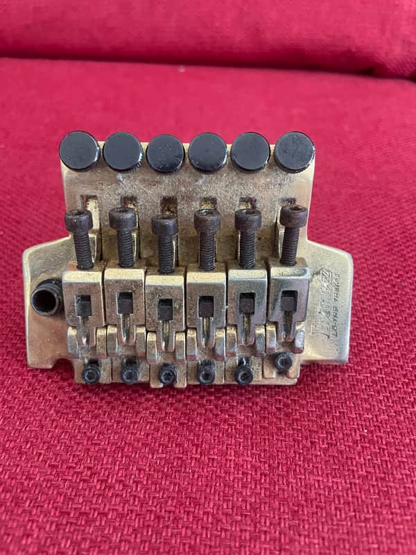 Graph Tech PS-0080-G0 LB63 Floyd Rose-Style Locking Bridge with String Saver Saddles 2010s - Gold image 1