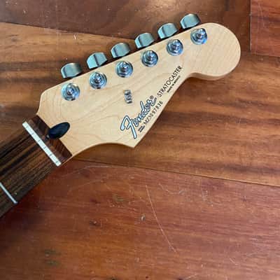 2003 MIM Fender Stratocaster Standard Strat Rosewood Maple Neck Tuners Plate image 1