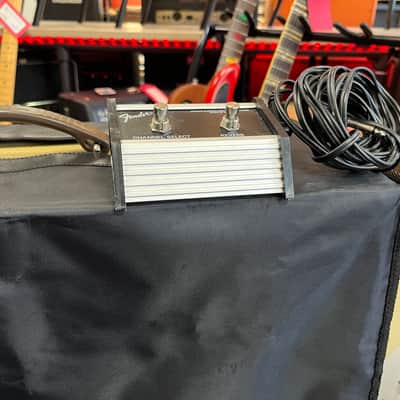 Fender Blues DeVille 2-Channel 60-Watt 4x10" Guitar Combo 1994 - 1996 - Tweed image 3