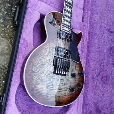 Clip Les Paul style 24 Flat Custom FR Black Flame Red Burst Gloss image 5