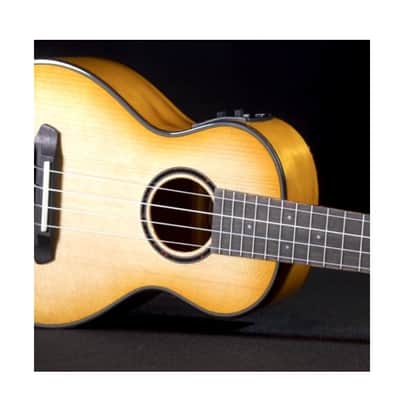 BREEDLOVE LU’AU CONCERT NATURAL SHADOW E UKULELE image 6