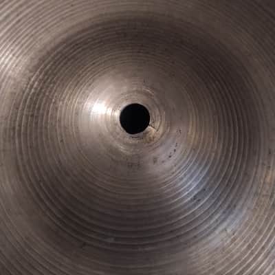 A. Zildjian 18" '60s Stamp Crash Cymbal 1524g - Traditional Bild 7