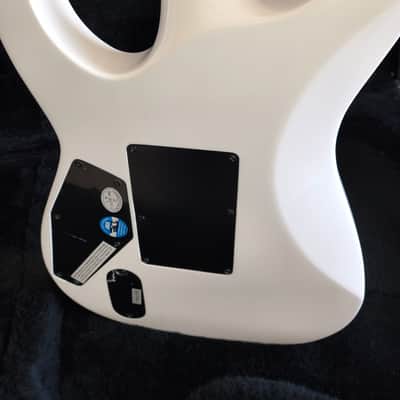 ESP LTD M-1000  Snow White image 4