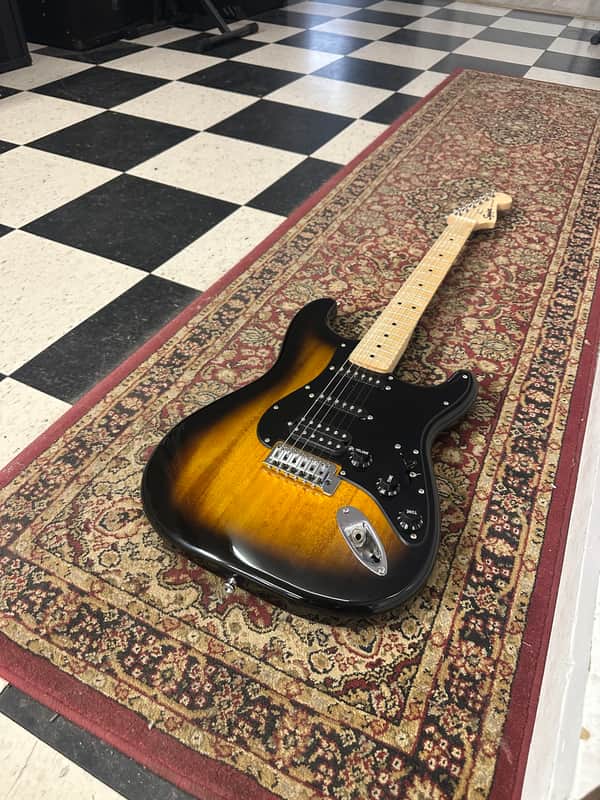 Squier Bullet Stratocaster HSS with Tremolo and Laurel Fretboard 2019 - 2020 - Brown Sunburst image 1