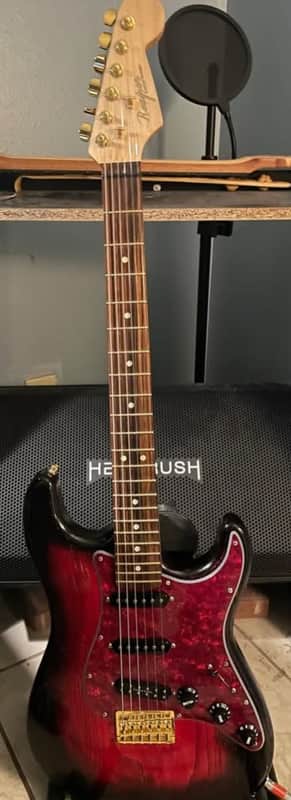 Looking for this guitar, built by my Uncle who is in Hospice and I lost it to Backyard Guitars in Homosassa,Fl. in 2024. I will buy it back from you. It is very important to me. image 1