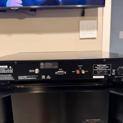 Rotel T-11 Current - Black box accessories and manual image 4