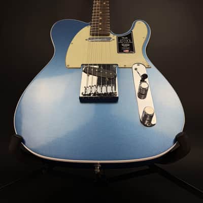 Fender Ultra Luxe Vintage '60s Telecaster Custom - Lake Placid Blue image 3