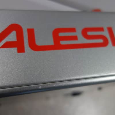 Alesis Micron 2000s - Silver image 10