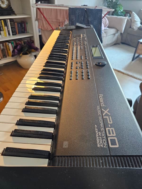 Roland XP-80 76-Key 64-Voice Music Workstation Keyboard 1999 - 2004 - Black image 1