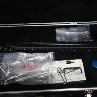 Parker Fly Classic w/ Vibrato & Piezo 1998 - 2008- Teal Metallic image 12