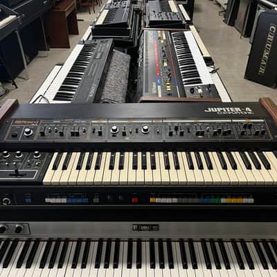 Roland Jupiter 4 49-Key Synthesizer 1978 - 1982 - Black