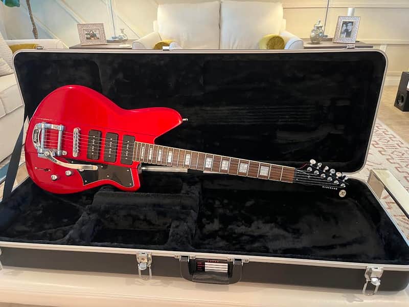 Reverend Warhawk 390 w/ Bigsby and Hardshell case image 1