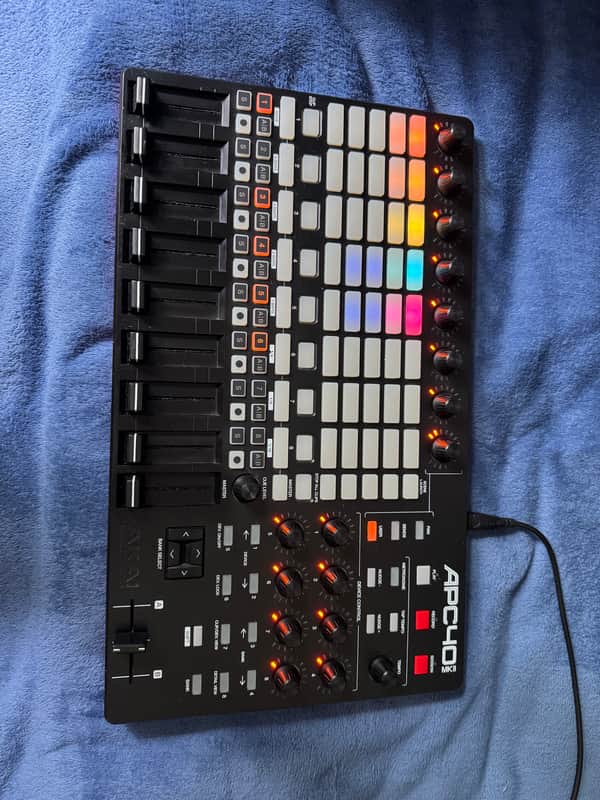 Akai APC40 MKII 2010s - Black image 1