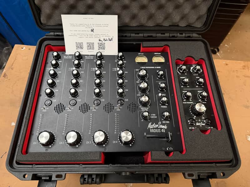 Mastersounds Radius 4V mixer with FX Unit and Linear Power in Custom MS Case image 1