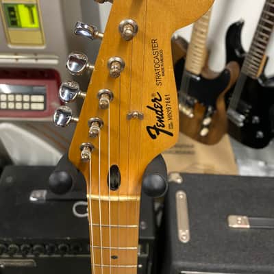 1995 Fender Squier Series Stratocaster image 5