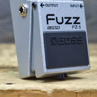 Boss FZ-5 Fuzz Advanced COSM Technology 3-Mode Classic Fuzz Boost Effect Pedal image 3