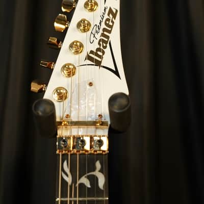 Ibanez JEM7VP-WH Steve Vai Premium Signature White image 7