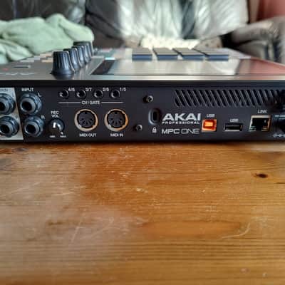 Akai MPC One Standalone MIDI Sequencer 2020 - Present - Black image 3