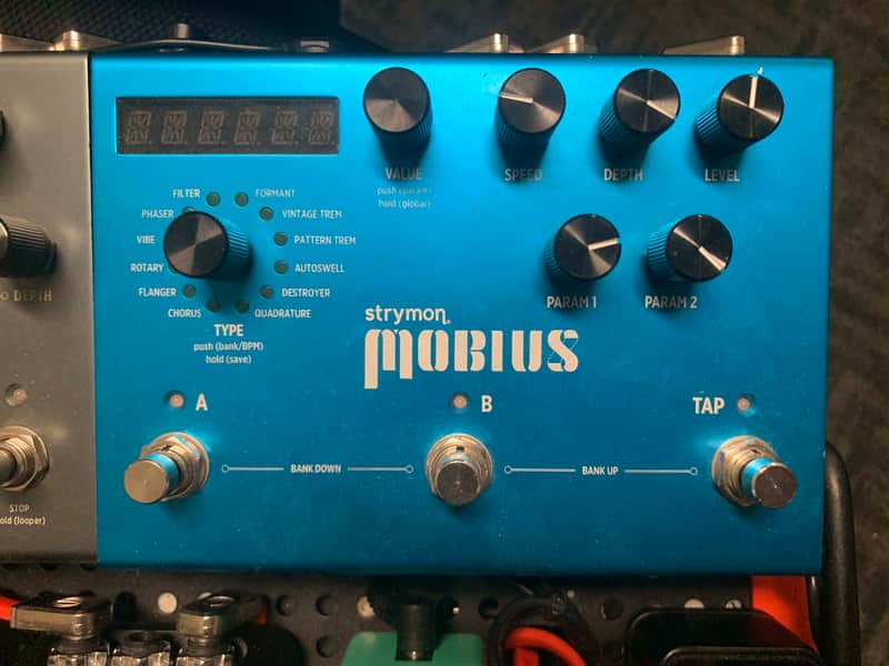 Strymon Mobius 2012 - Present - Blue image 1