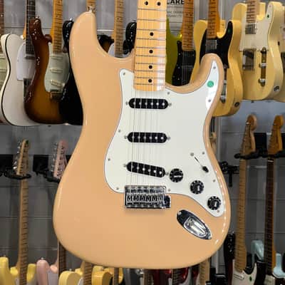 Fender International Color Series Stratocaster Ltd Sahara Taupe image 1