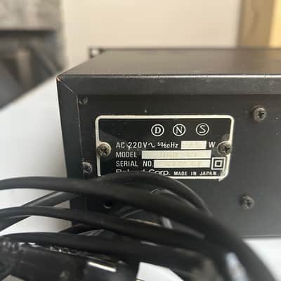 Roland DDR-30, digital PCM drum machine with VCA CEM3360 (x6). Synthpop beats image 5