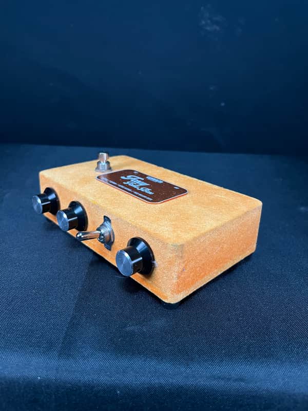 Warm Audio Foxy Tone Box