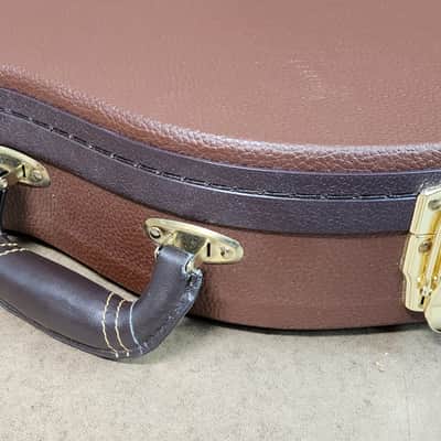 Hardshell case for Tele/Strat LIKE NEW! image 3