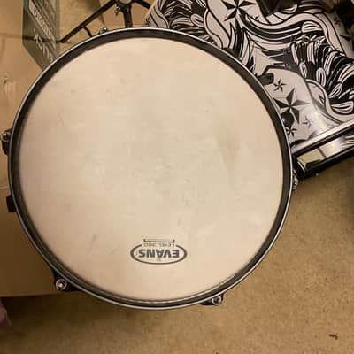 First Act MD7014 drums Evans heads, snare, kick, 1 rack and 1 floor tom image 5