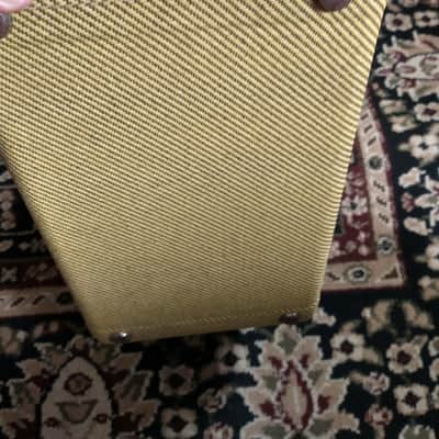 Fender Champ 5F1 Narrow Panel 5-Watt 1x8" Guitar Combo 1961 image 3