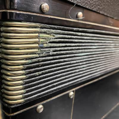 American Made 1930s RARE Wurlitzer Accordion Fully Functional W/Case image 16