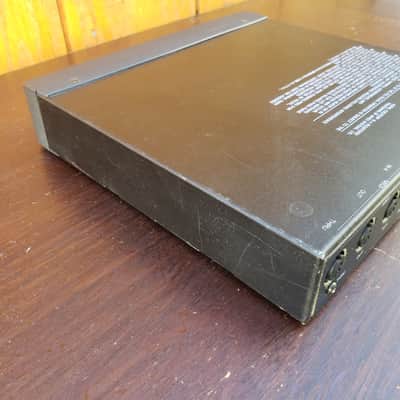 Yamaha MU80 Tone Generator (1994) image 5