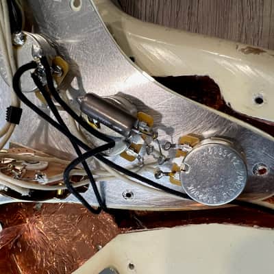Fender Stratocaster Body with MJT Relic with Loaded Bare Knuckle Pickups Mothers Milk image 10