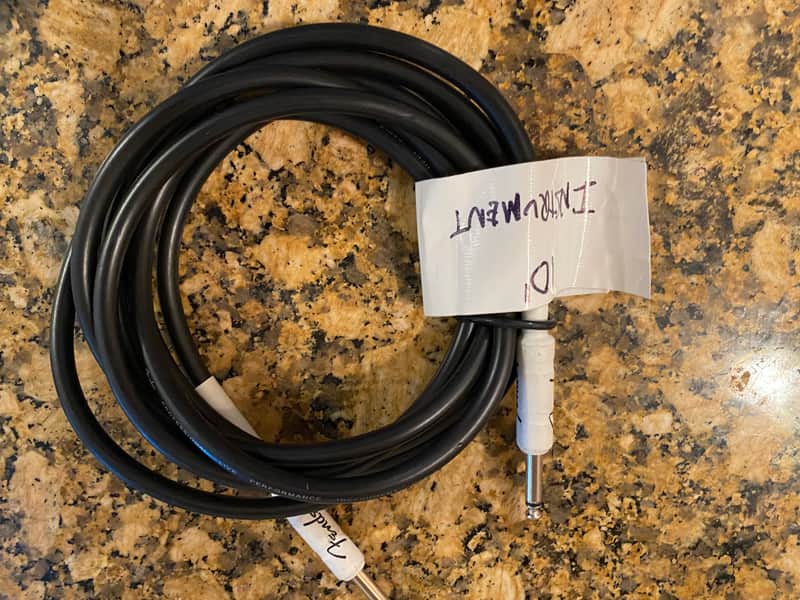 Guitar 1/4in Instrument Cable Bundle image 1