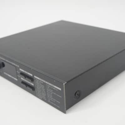 Roland GI-10 Guitar MIDI Interface MIDI Converter w/ 100-240V PSU image 4
