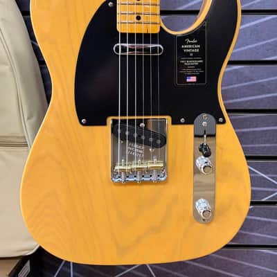 Fender American Vintage II 1951 Telecaster Butterscotch Blonde & Hard Case B Stock image 1