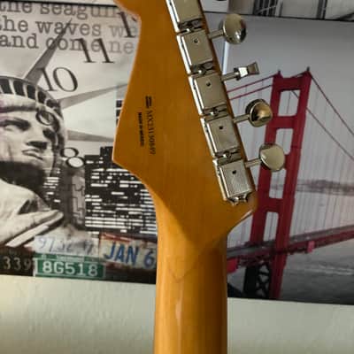 Fender Vintera II Strat 3-Color Sunburst image 4