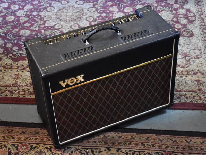 Vox AC15C1 Custom 2-Channel 15-Watt 1x12" Guitar Combo Amplifier image 1