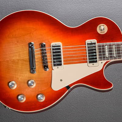Gibson USA Les Paul 70's Deluxe - 70's Cherry Sunburst image 1