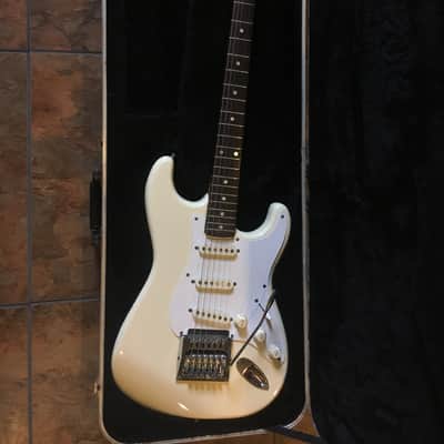 Fender Squier Stratocaster SQ 3 Bolt Made In Japan w/ Case MIJ