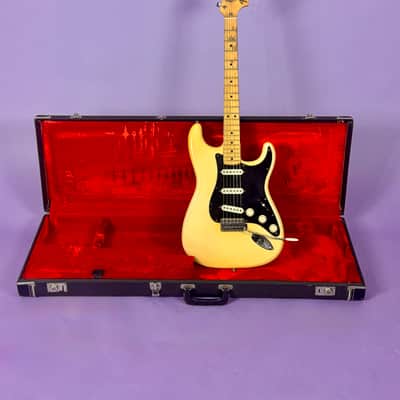 Fender Stratocaster 1976 - Olympic White image 12