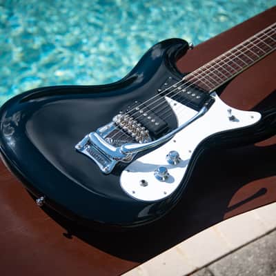 1990's Mosrite 1965 "The Ventures" Reissue "Excellent"- Made in Japan (KUROKUMO) - w Hard Case image 7