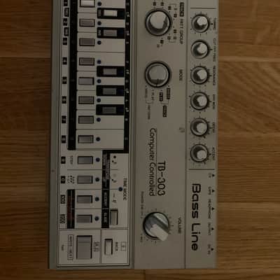 Roland TB-303 Bassline Synthesizer Module 1981 - 1984 - Silver image 6