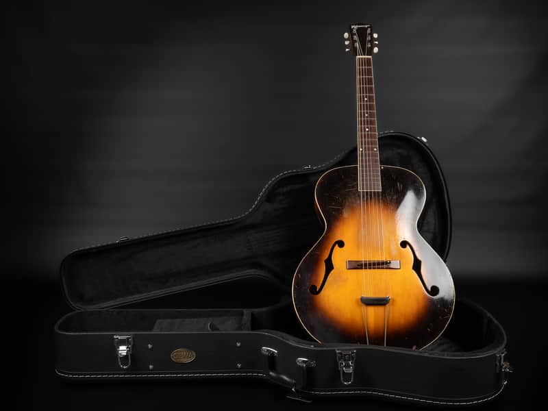 1936 Kalamazoo KG-31 - Sunburst | USA Gibson Vintage Pre War Archtop Jazz Acoustic Guitar K&K Pure Mini Pickup 1.86kg | Case image 1