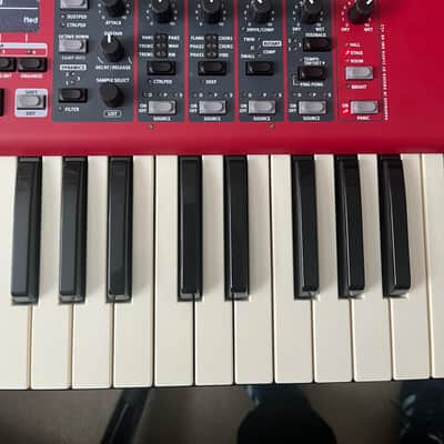 Nord Electro 6D SW73 Semi-Weighted 73-Key Digital Piano 2018 - 2022 - Red image 3